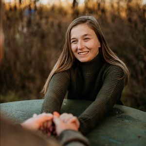 Meet your Posher, Abby